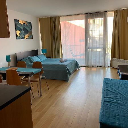 Gemini Superior Apartman & Yacht Balatonlelle Esterno foto