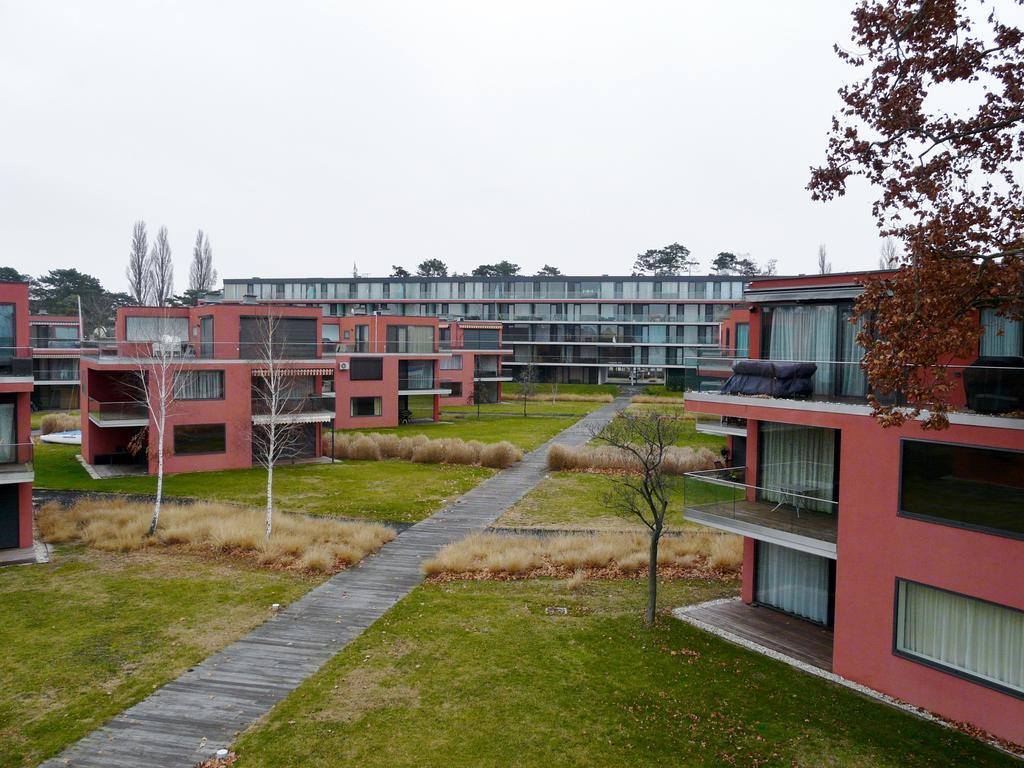 Gemini Superior Apartman & Yacht Balatonlelle Esterno foto