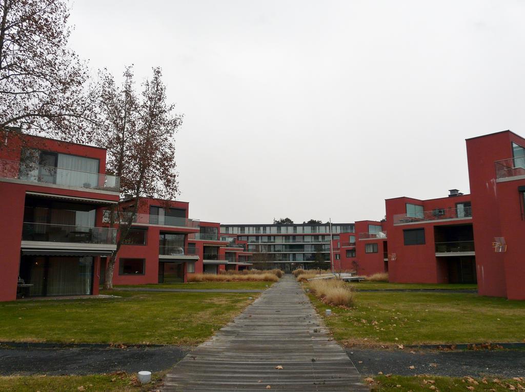 Gemini Superior Apartman & Yacht Balatonlelle Esterno foto